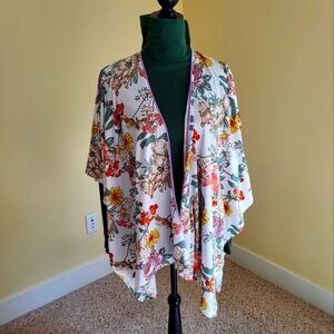 NWT Women's Floral Print Ruana/Wrap by Wallpapher. OS Beautiful Colors